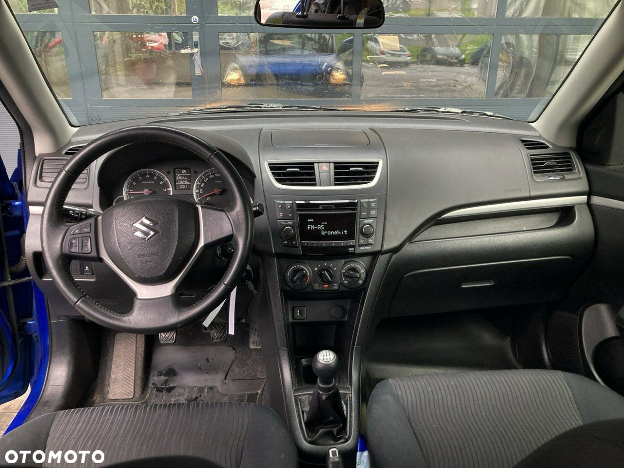 Suzuki Swift 1.2 Premium - 5