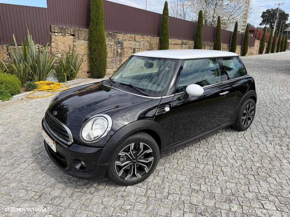 MINI 3 Portas Cooper D - 18