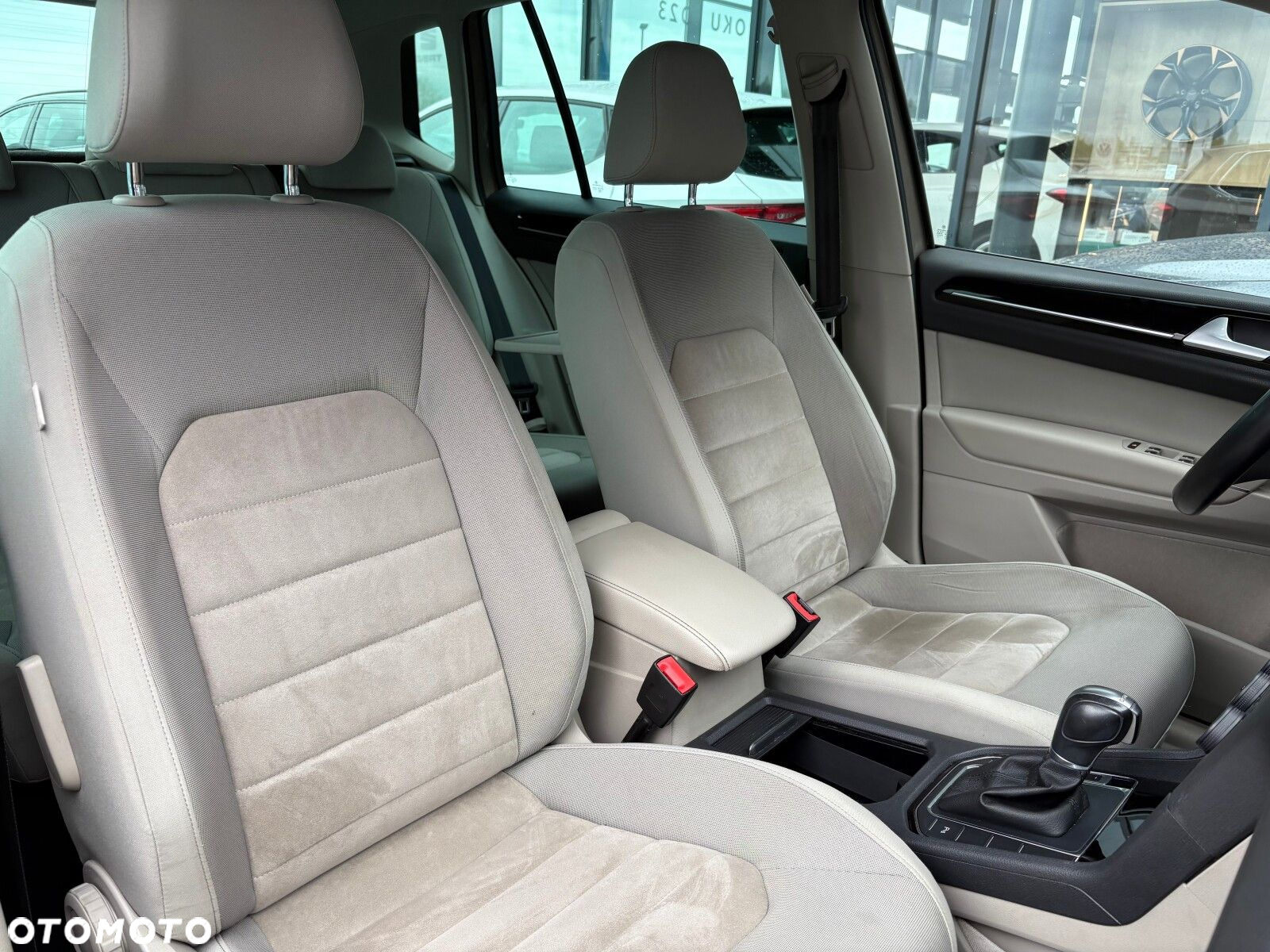 Volkswagen Golf Sportsvan VII SV 1.4 TSI BMT Highline DSG - 17