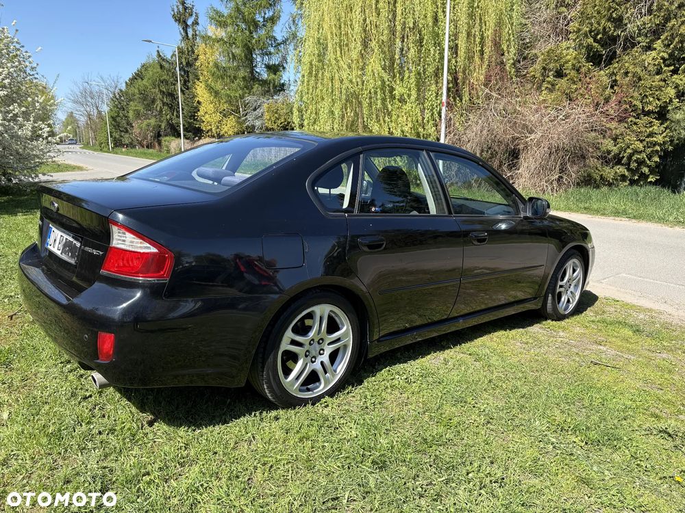 Subaru Legacy 2.0R Trend - 2