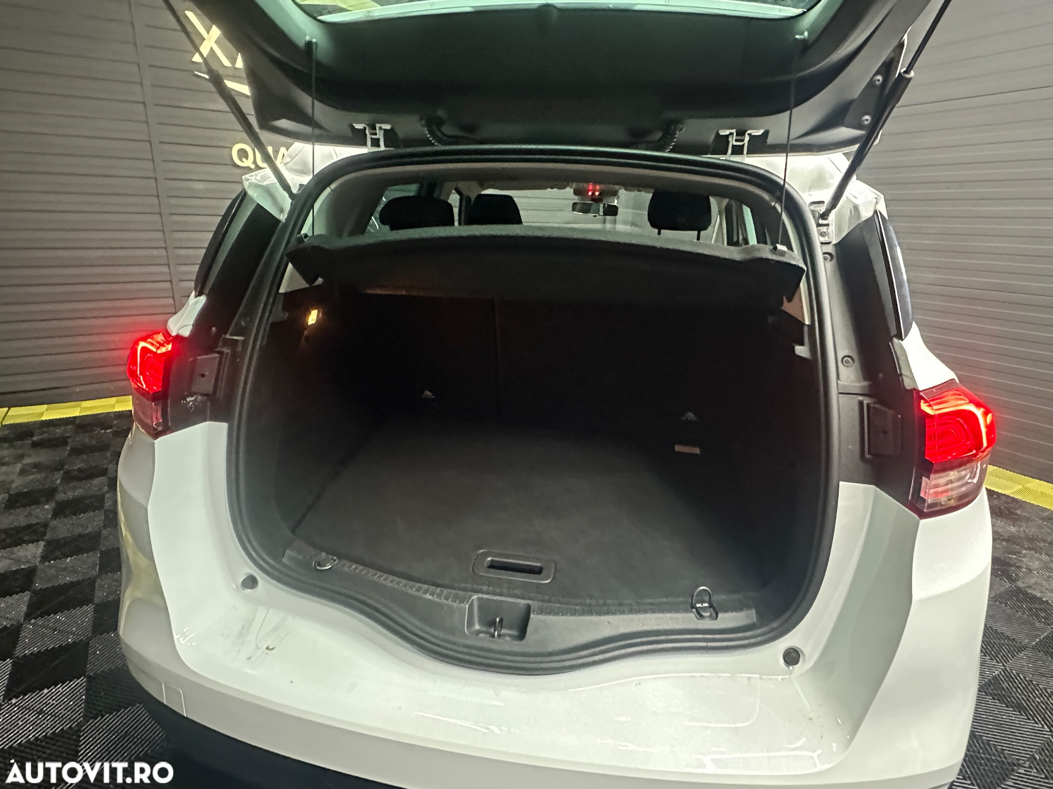 Renault Scenic - 9
