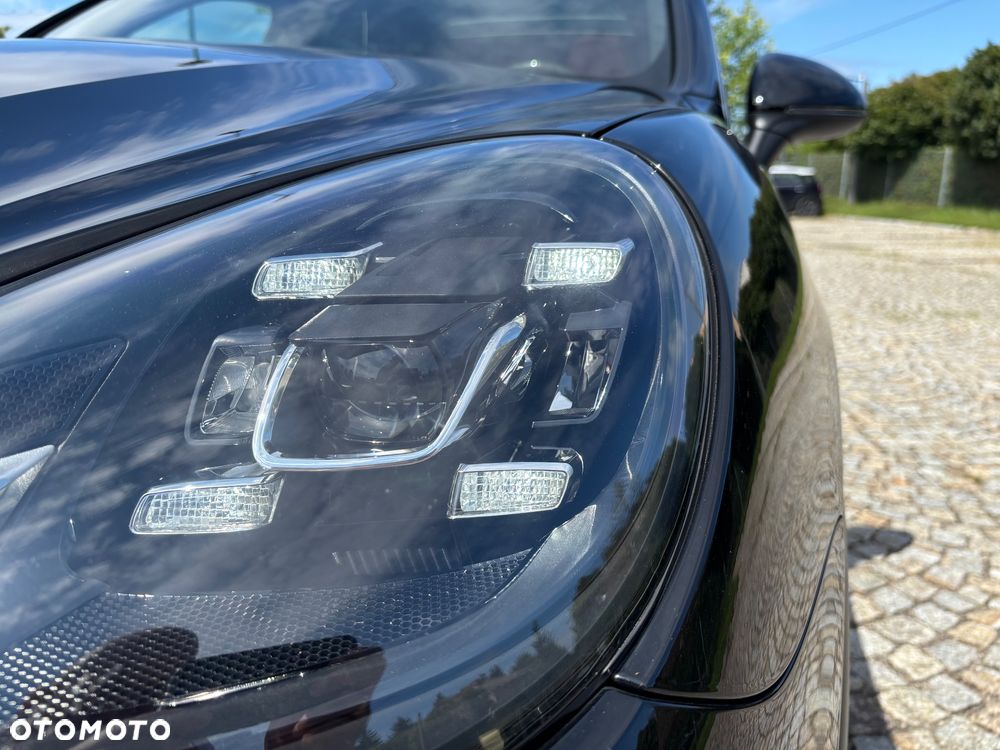 Porsche Cayenne Diesel Platinum Edition - 10