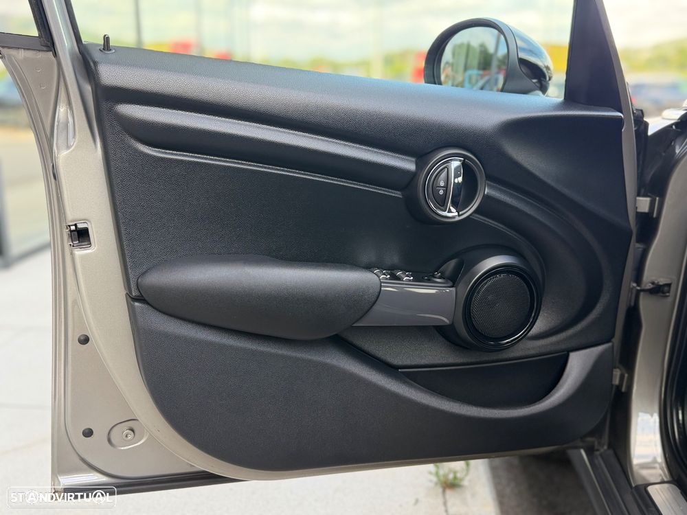 MINI 5 Portas One D - 25