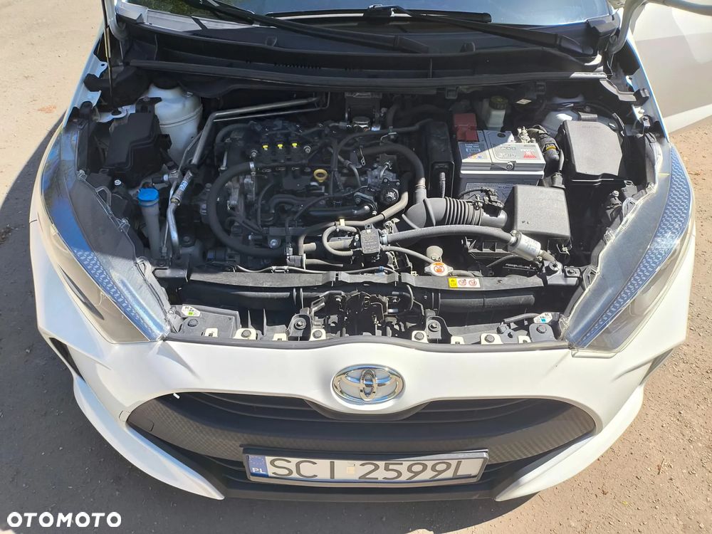 Toyota Yaris 1.5 Premiere Edition - 8