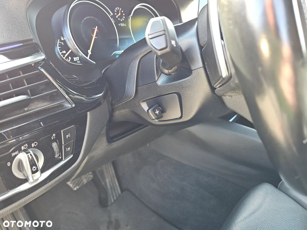 BMW 6GT 630i Sport Line - 10