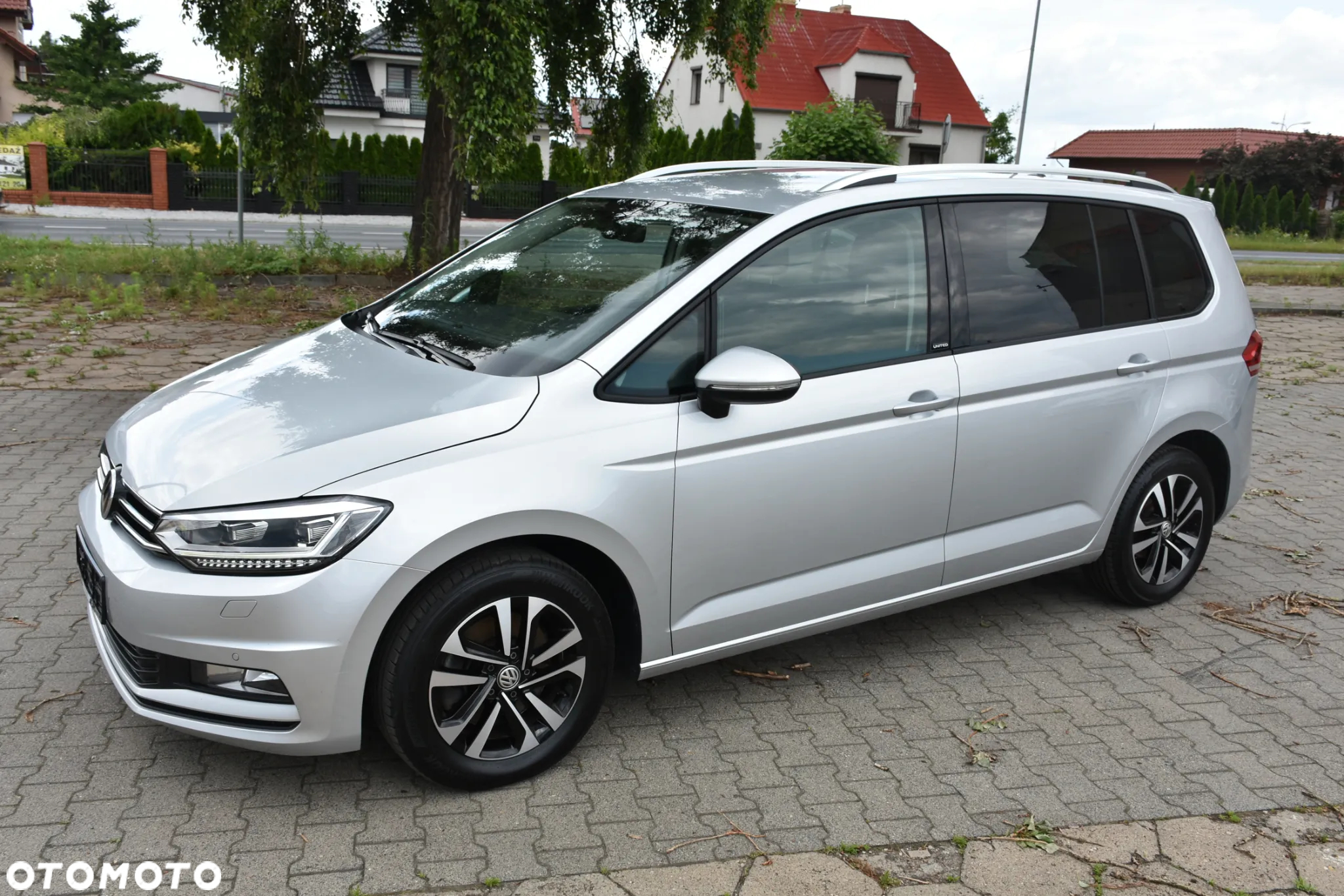 Volkswagen Touran 2.0 TDI SCR UNITED - 5