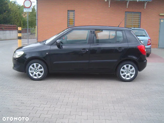 Skoda Fabia - 4