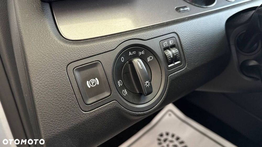 Volkswagen Passat 1.4 TSI Comfortline BlueMotion Technology - 25