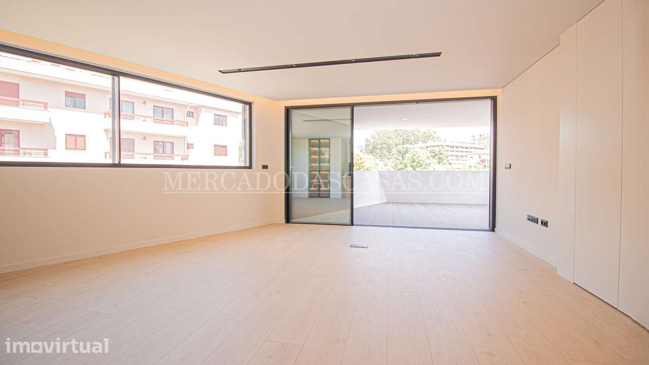 Apartamento T4 Amplas áreas, garagem, Luxo - Grande imagem: 3/12