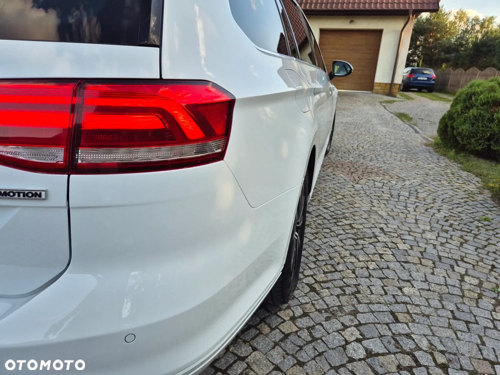 Volkswagen Passat - 10