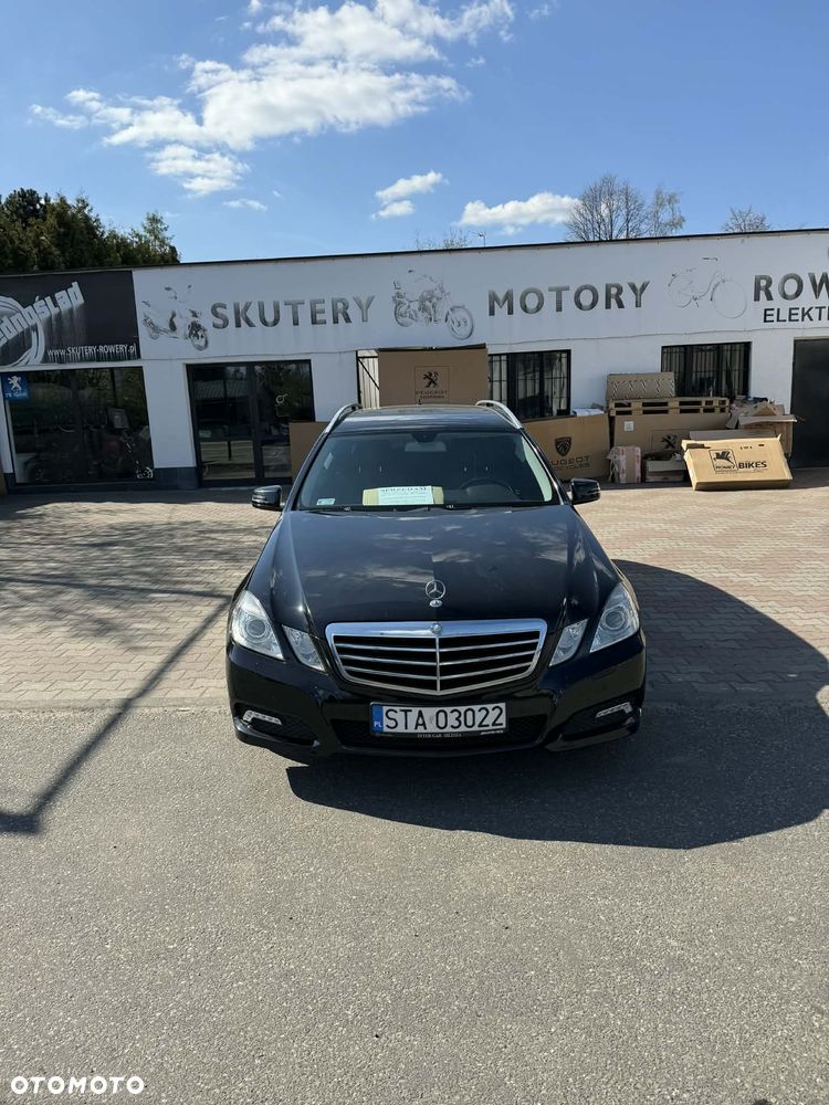 Mercedes-Benz Klasa E 350 CDI BlueEff Avantgarde - 3