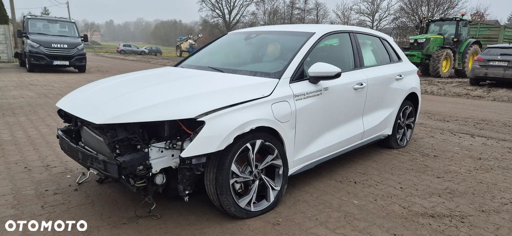 Audi A3 Sportback - 1