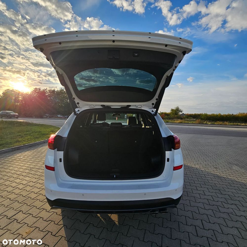 Hyundai Tucson - 18