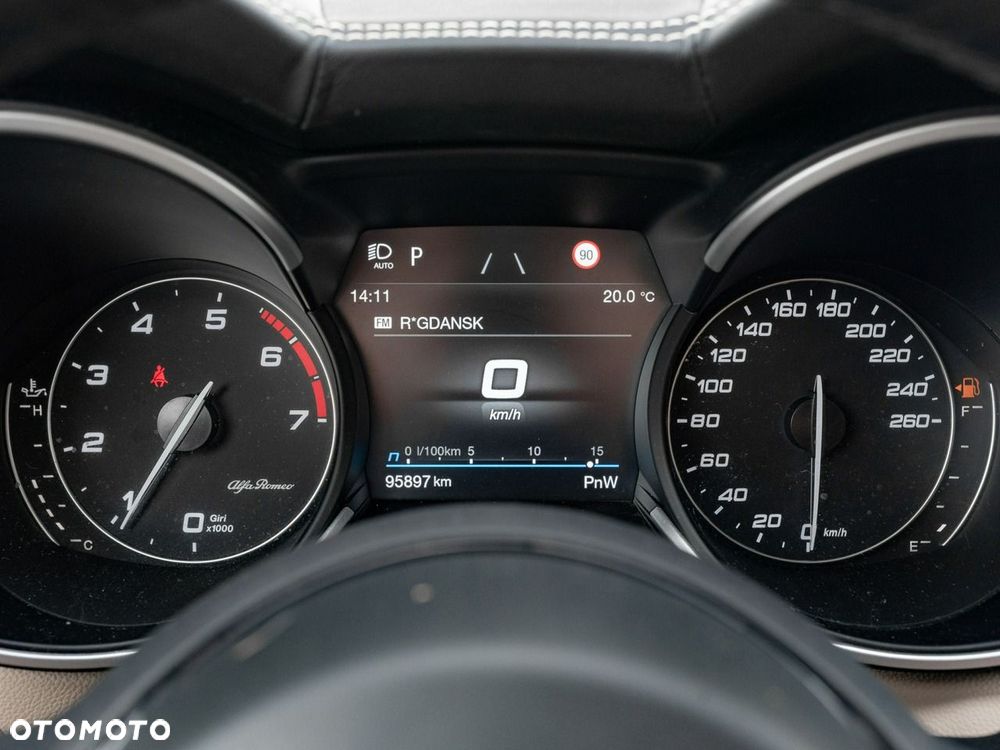 Alfa Romeo Stelvio 2.0 Turbo 6C Villa D'este Q4 - 17