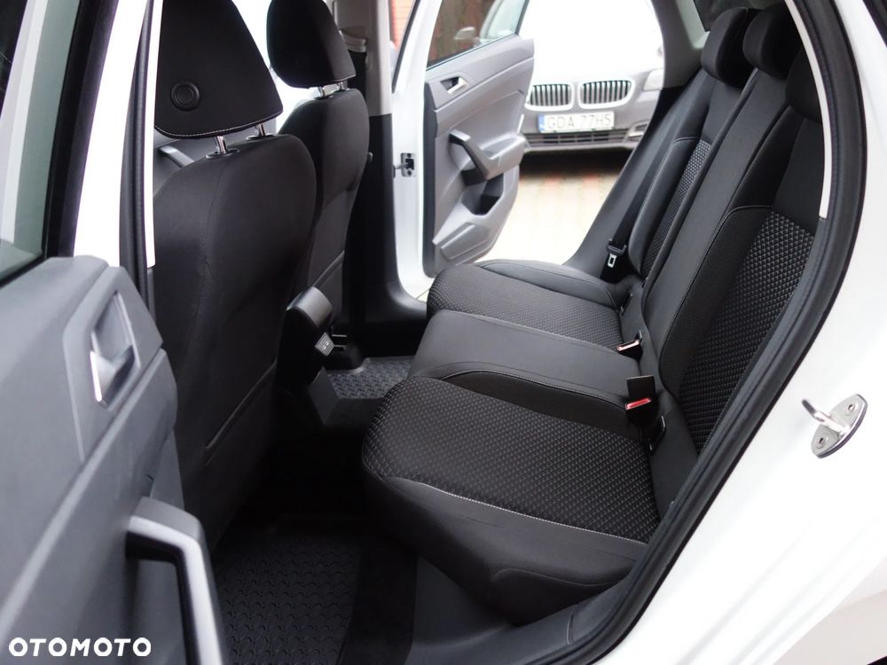 Volkswagen Polo 1.0 TSI Highline - 23