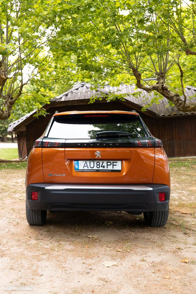 Peugeot 2008 - 11