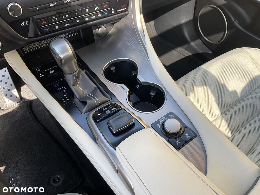 Lexus RX 450h F Sport Edition - 23