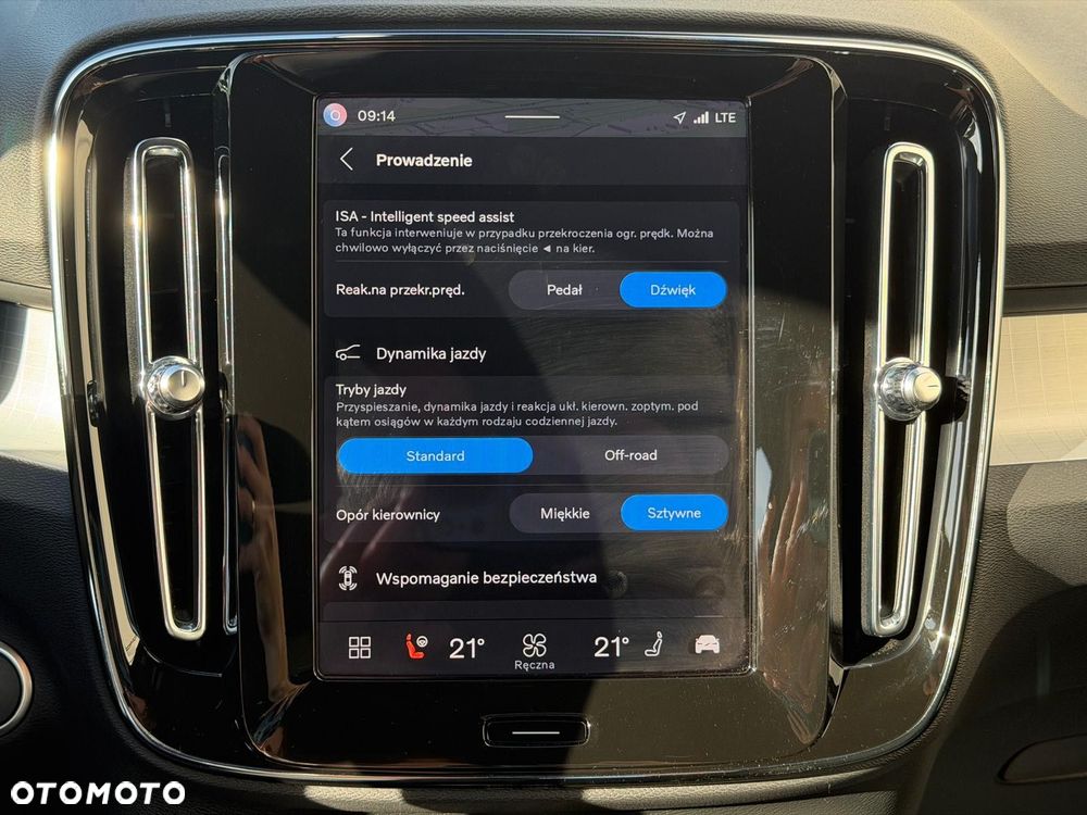Volvo XC 40 - 24