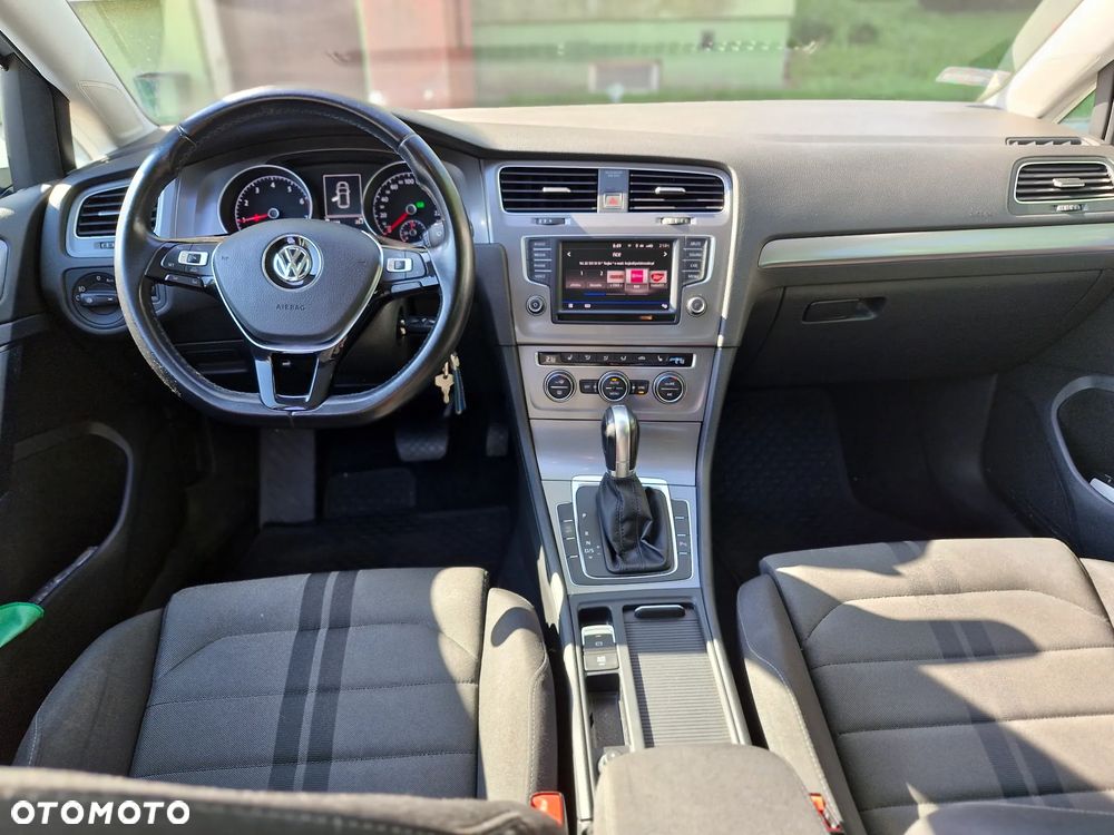 Volkswagen Golf 1.0 TSI BlueMotion DSG Comfortline - 6