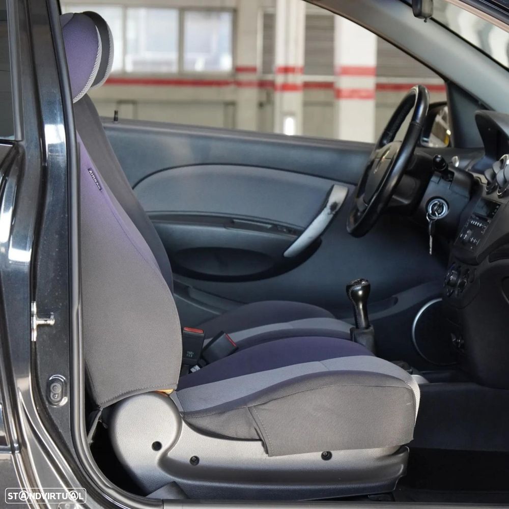 Chevrolet Aveo 1.2 LS - 22