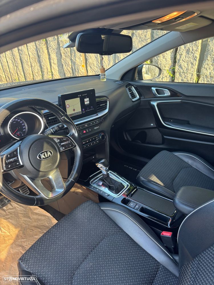 Kia Ceed - 7