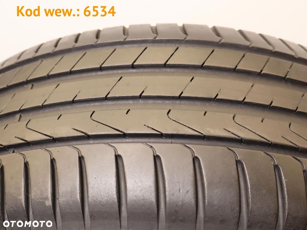 Pirelli Cinturato P7 TM - 215/55 R17 - 8