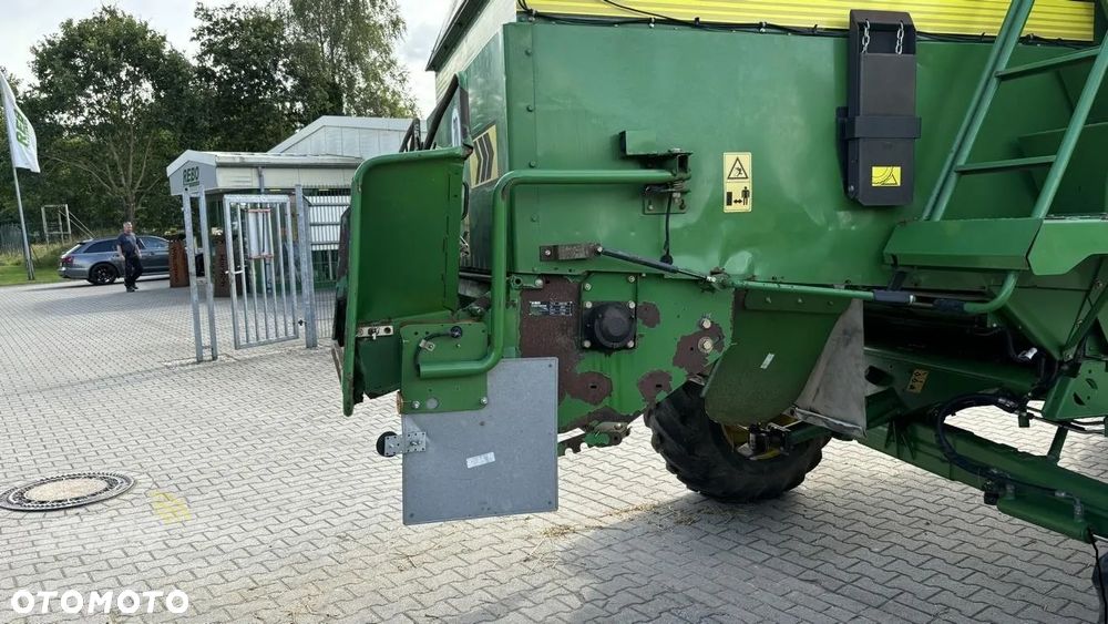 John Deere 1550 Kombajn zbożowy , 2007 , Szerokość cięcia 5,50 m - 6