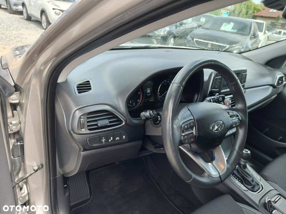 Hyundai i30 1.6 CRDI DCT Trend - 10