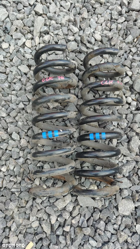 MERCEDES W209 CLK KOMPLET Sprężyn Sprężyny Tył Tylne Oryginał