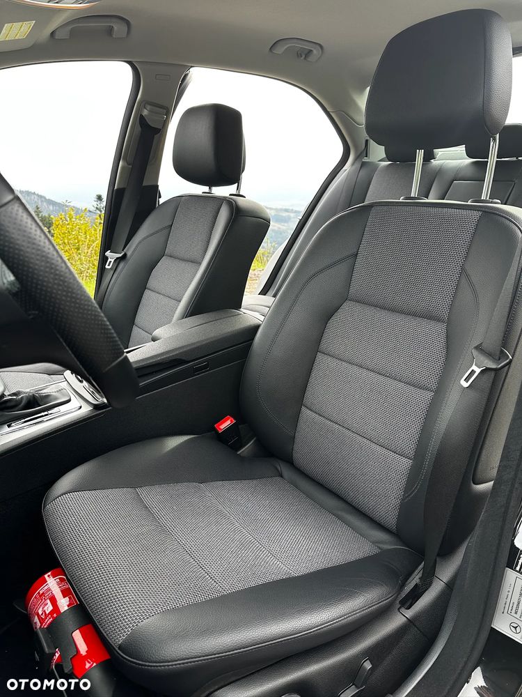 Mercedes-Benz Klasa C 180 7G-TRONIC - 17