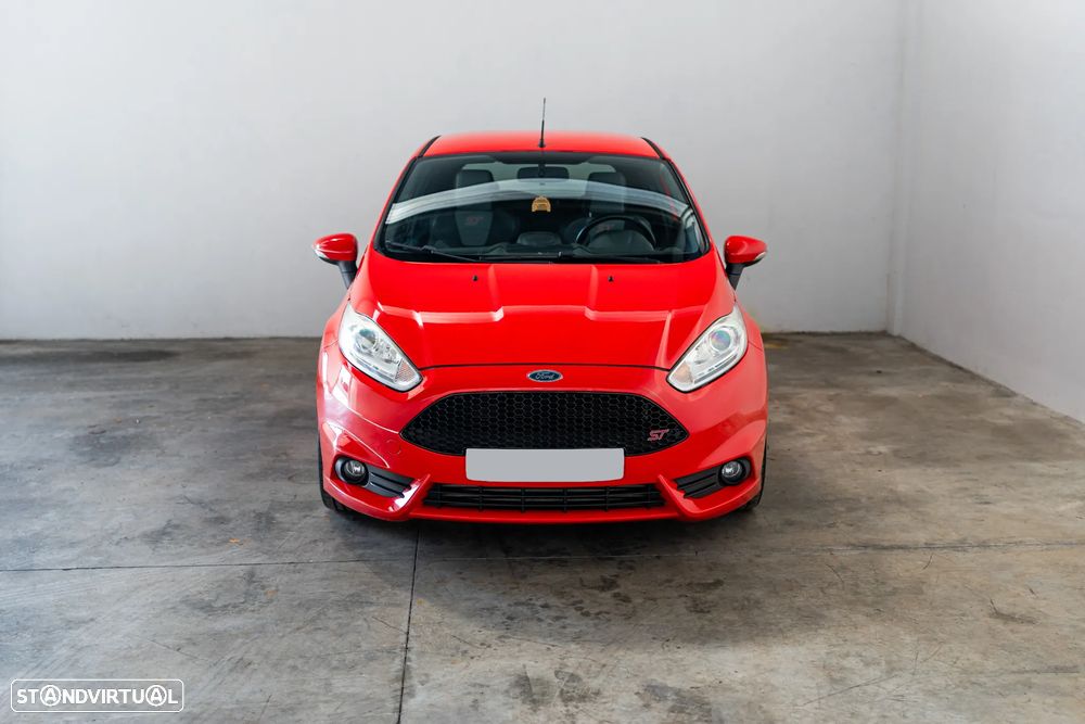Ford Fiesta 1.6 EcoBoost c/ Pack Pele Desportiva ST - 2