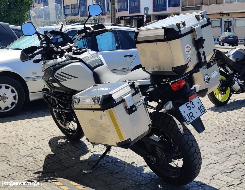Suzuki DL 1000 VStrom - 8