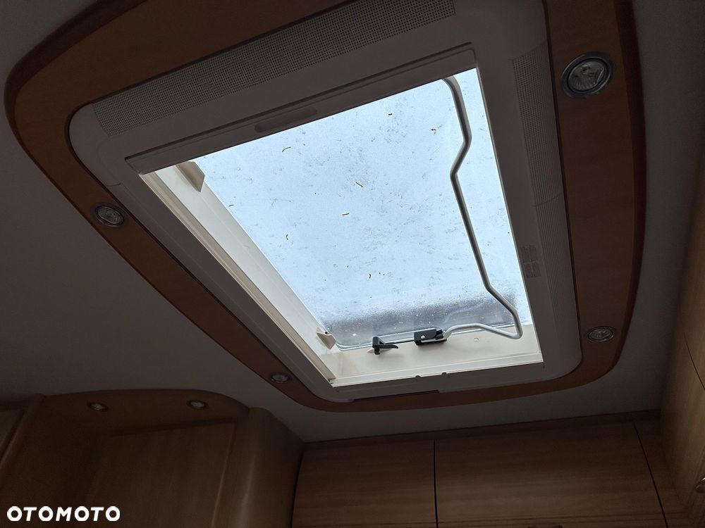 Dethleffs Camper - 11