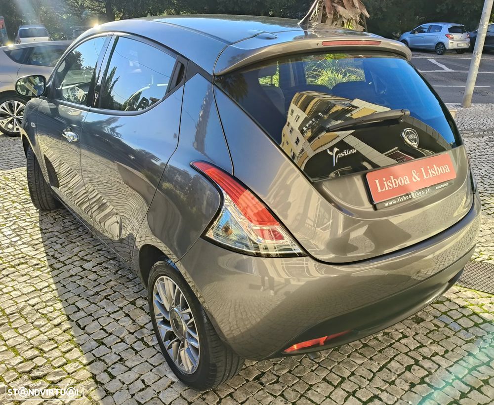 Lancia Ypsilon 1.2 S&S Platinum - 4