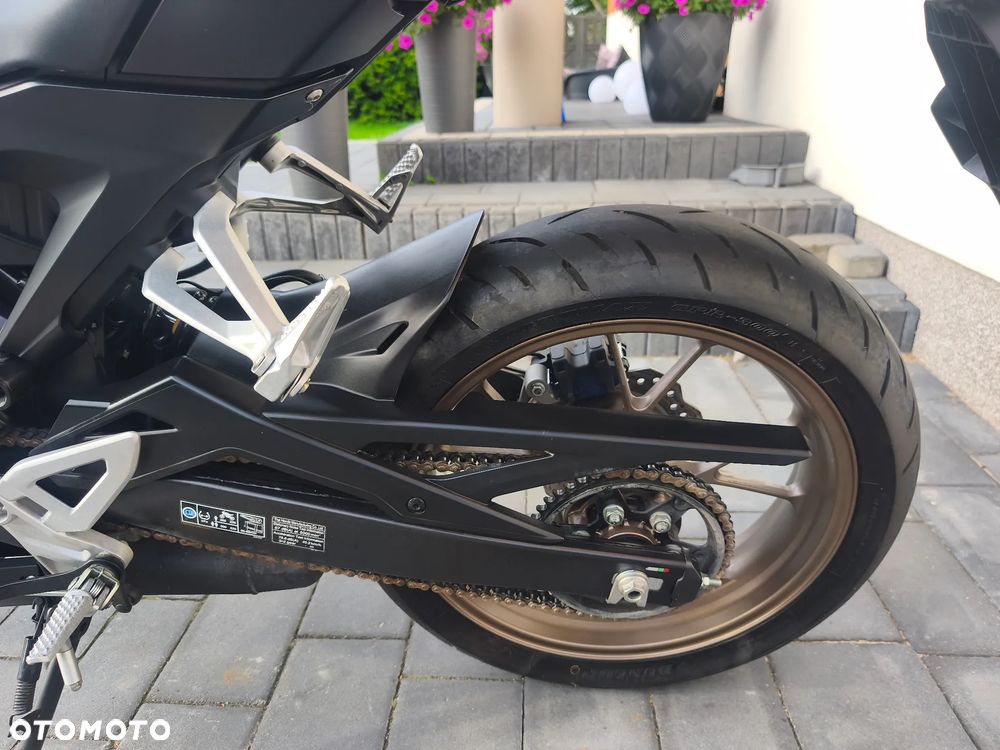 Honda CB - 19