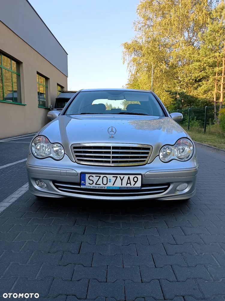 Mercedes-Benz Klasa C 180 Kompressor Automatik Elegance - 13