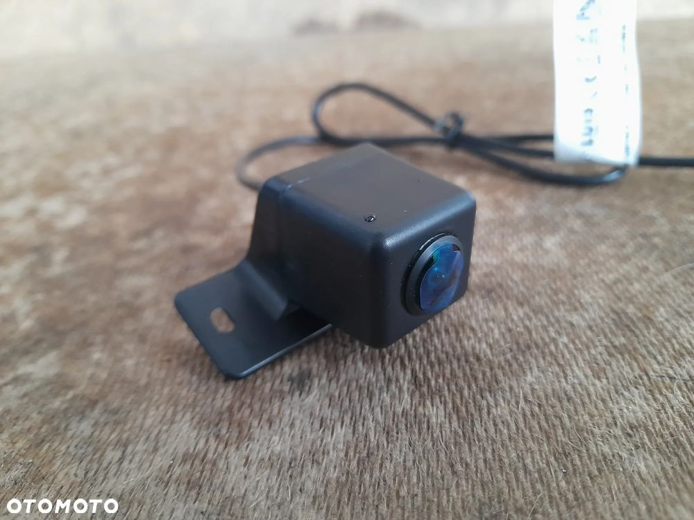 Kamera cofania z wyświetlaczem uniwersalna Luis Technology D17X25825310 - 9