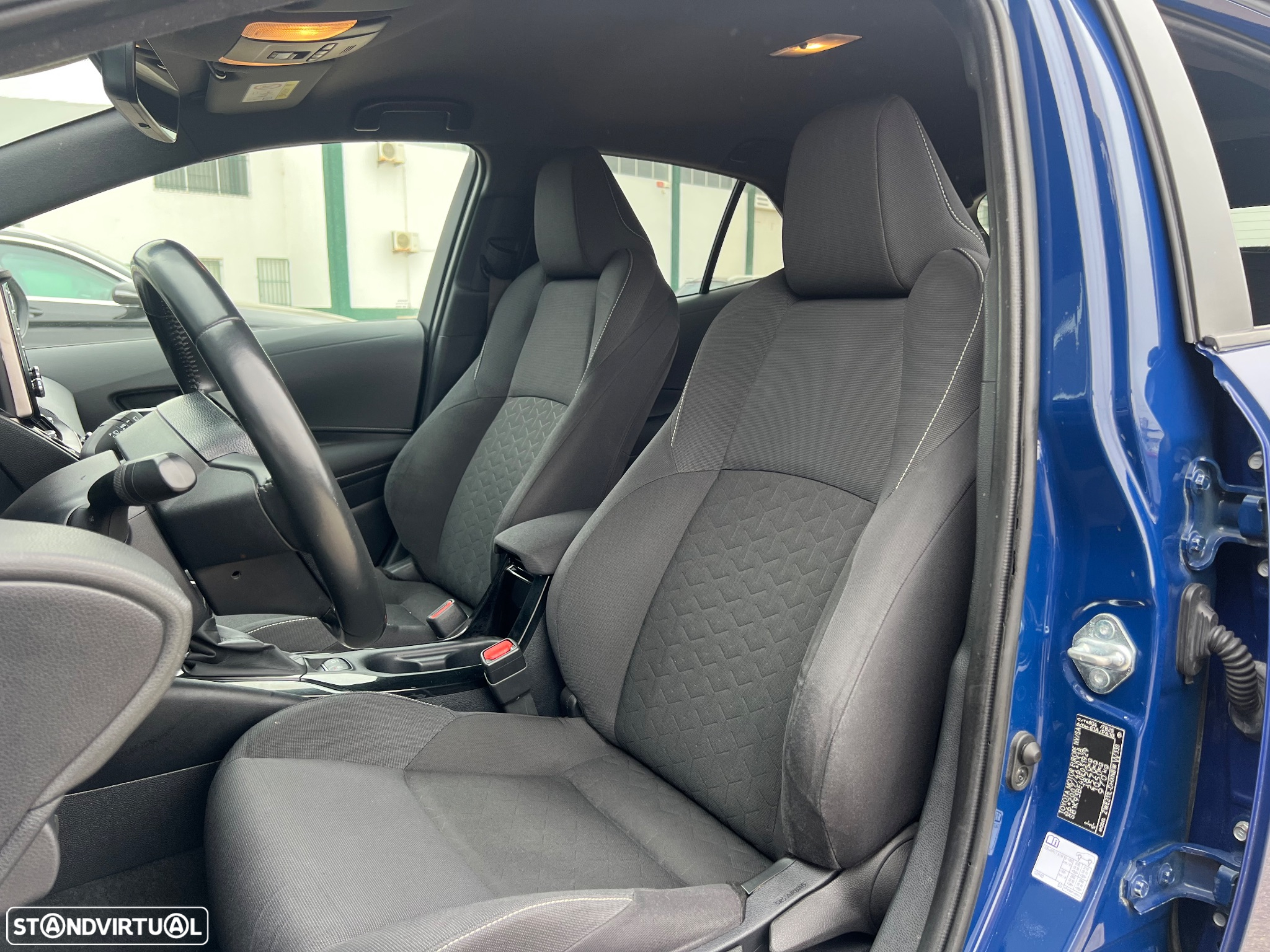 Toyota Corolla 1.8 Hybrid Comfort+P.Sport - 17