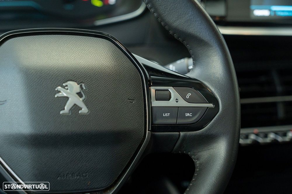 Peugeot e-2008 50 kWh Active - 28