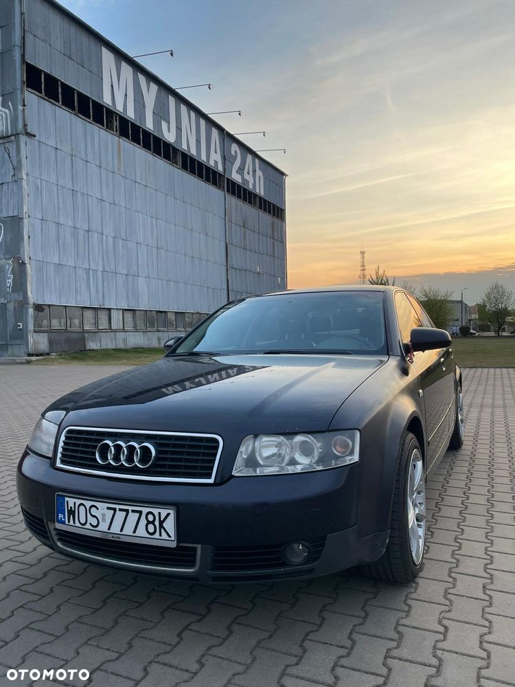 Audi A4 Limousine 1.8T - 4