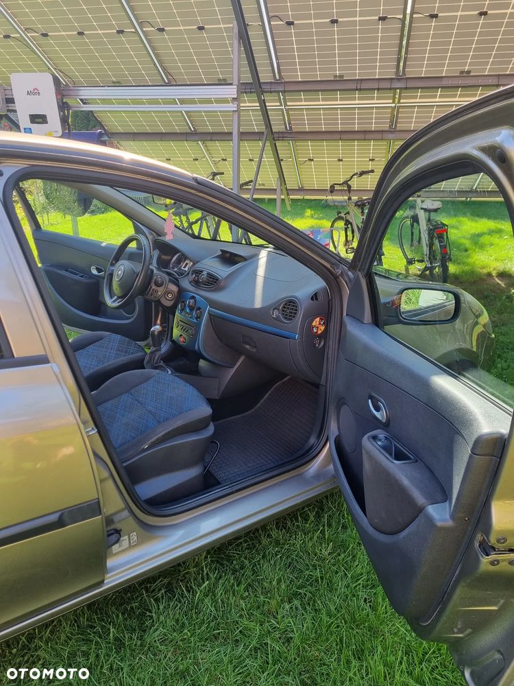 Renault Clio 2008 photo 5