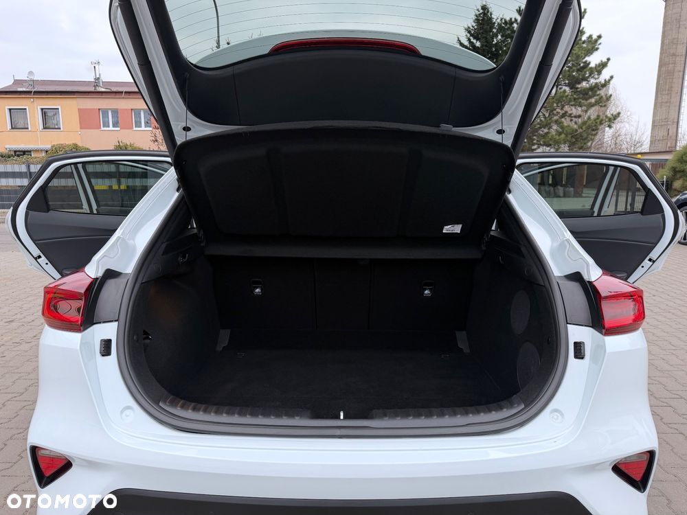 Kia XCeed 1.5 T-GDI Prestige Line DCT - 37