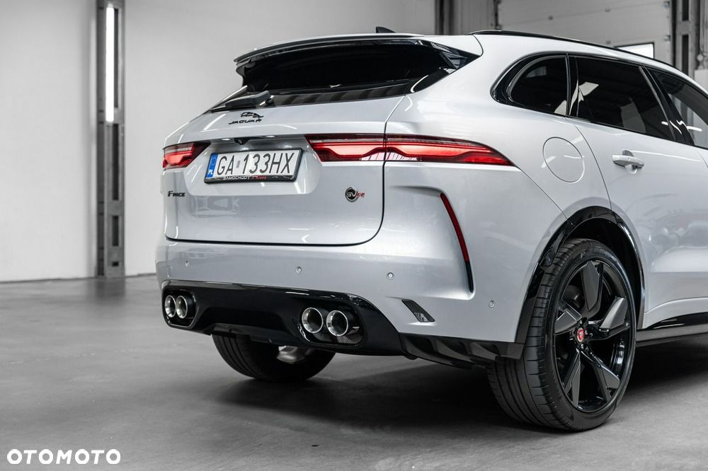 Jaguar F-Pace 5.0 V8 S/C AWD SVR - 19