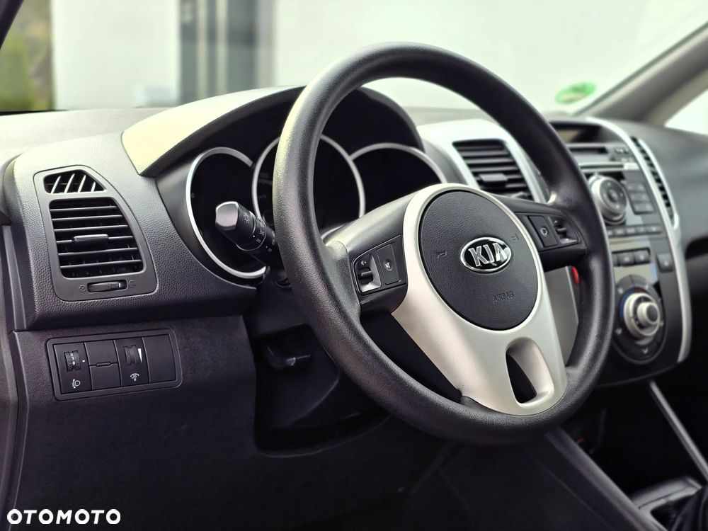 Kia Venga - 20