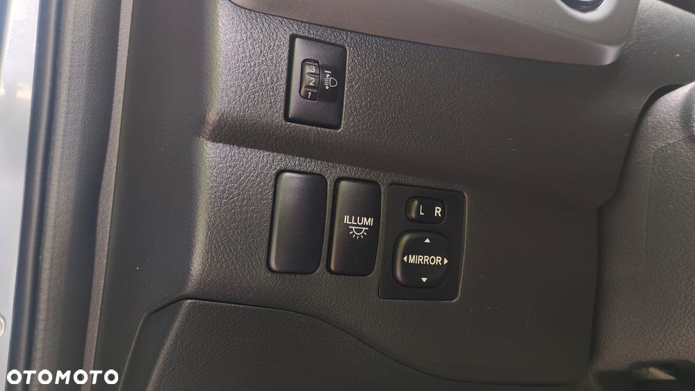 Daihatsu Materia - 37