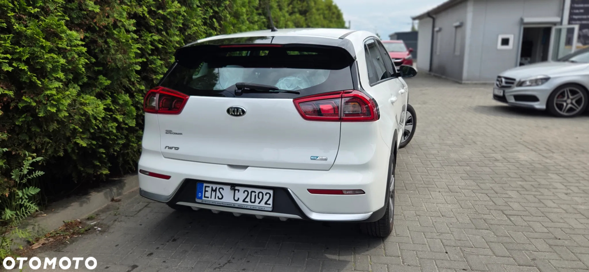 Kia Niro 1.6 GDI Hybrid M - 12