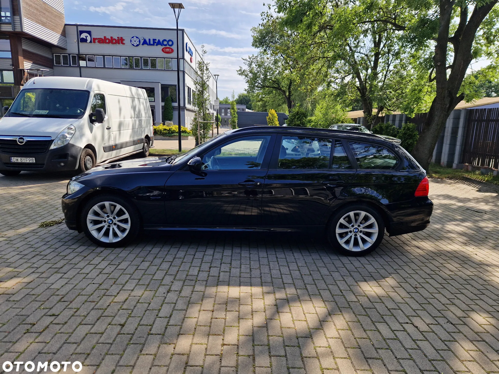 BMW Seria 3 320d Efficient Dynamics Sport Line shadow - 8