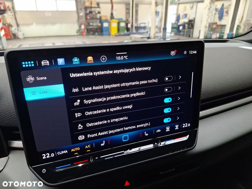 Volkswagen T-Roc - 33