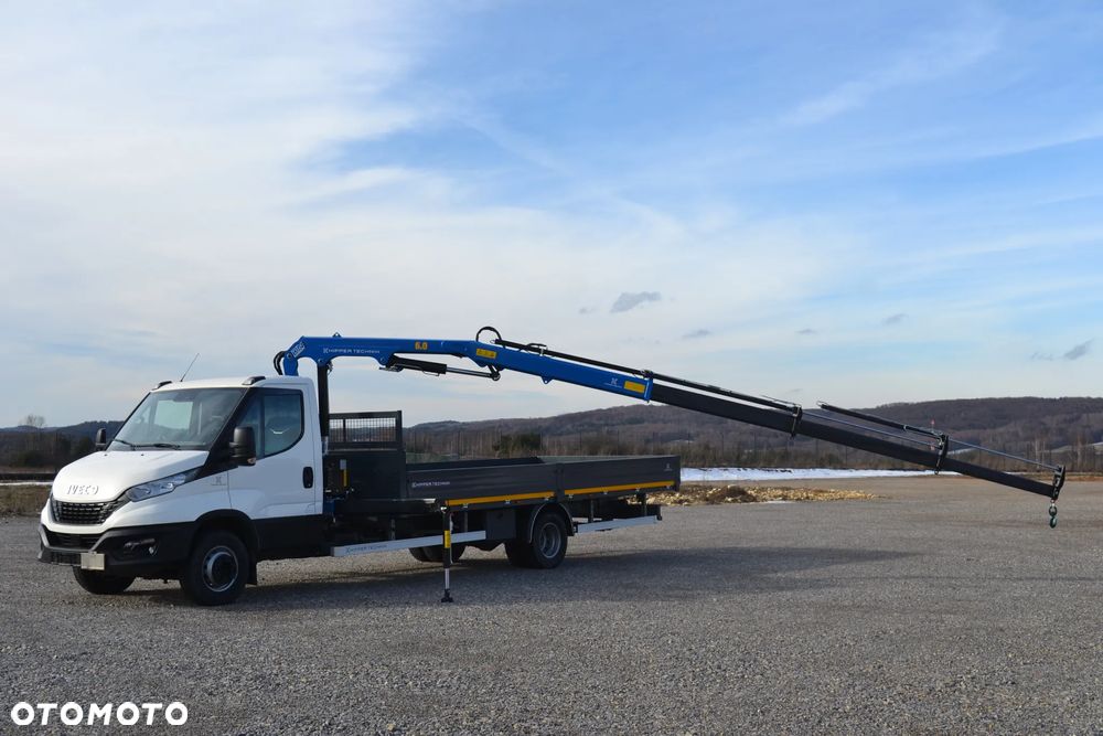 Iveco Daily 72C18 70C18 Skrzynia ładunkowa 5,6m + żuraw DN 6.0 S3 Sterowanie radiowe SCANRECO HDS Fassi Palfinger Hiab HMF HC - 8
