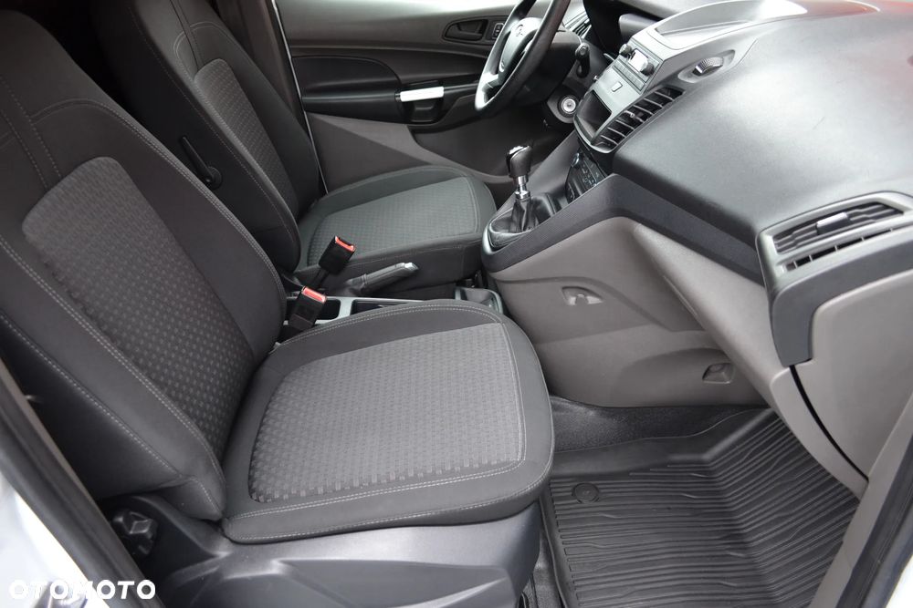 Ford Transit Connect - 10
